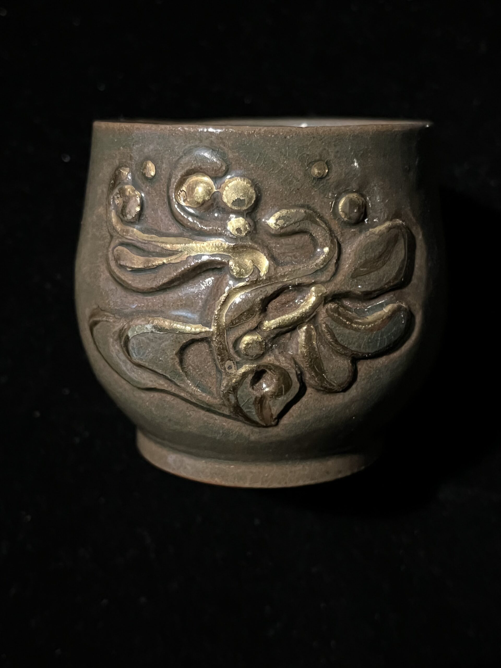 Golden  flower